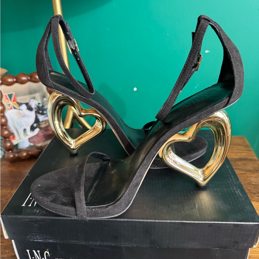 I.N.C Aminah Abdul Jillil Zitlaly Heart Sandals Open Toe Heart Heel